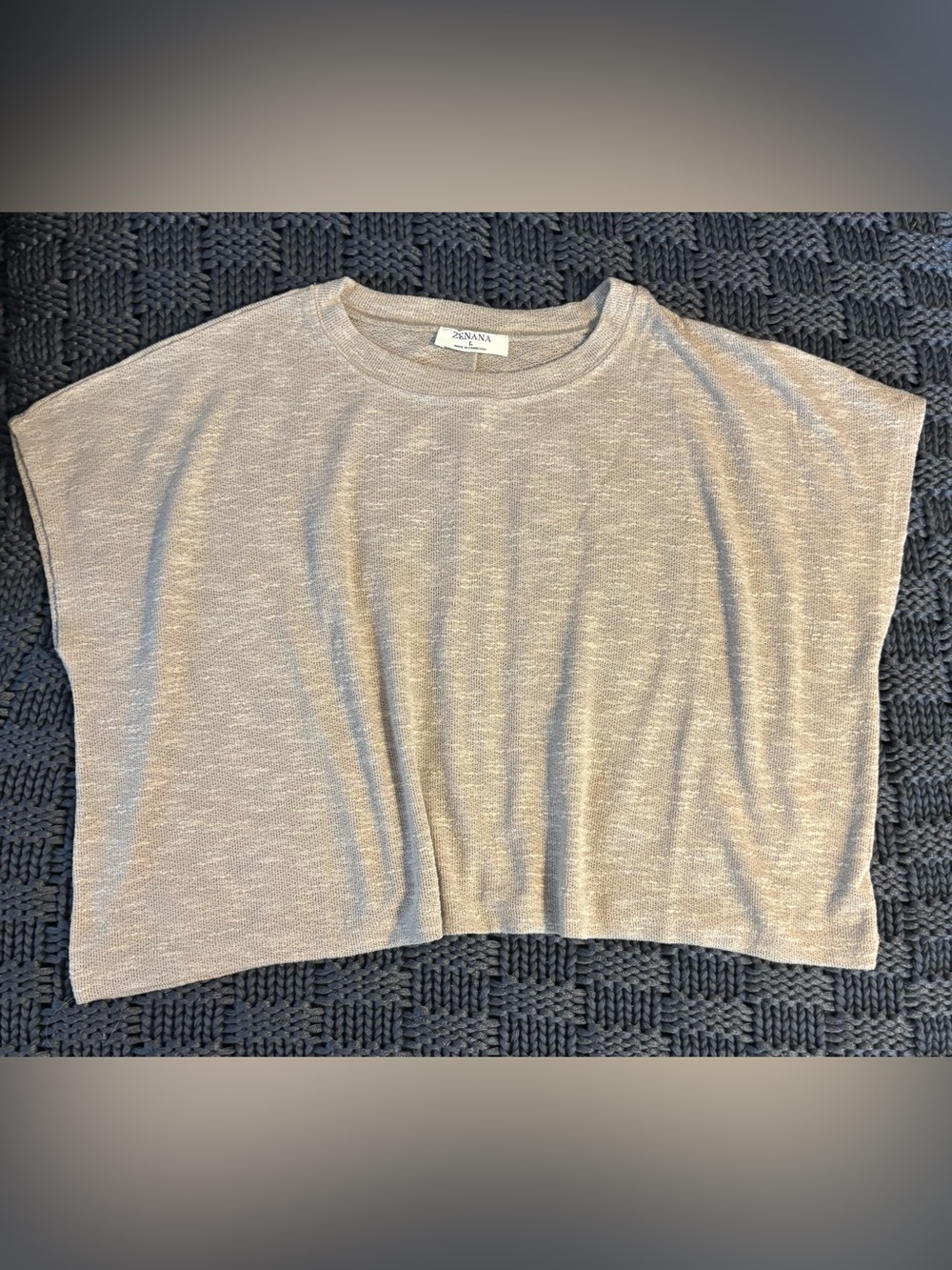 Zenana Outfitters Gray Boxy midi Crop Top